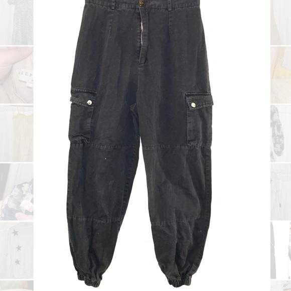 Black Boohoo Cargo Jeans - Picture 1 of 2